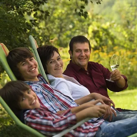 Rudi - Weingut Kellner Konukevi 3*