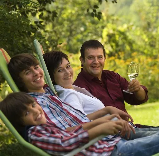 Rudi - Weingut Kellner Pensión 3*